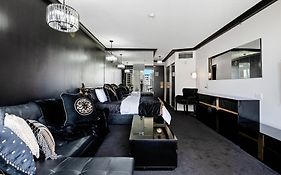 Versace Themed Hotel Room In Prime Location